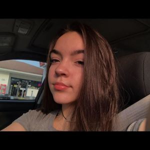 Meet your Posher, Lizzie